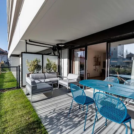 Le Reposoir - New 2 Bedroom With Terrace & Garage آنسي